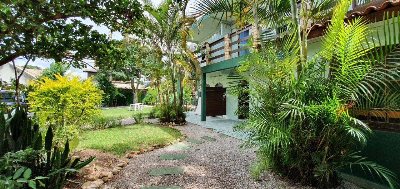 Pousada Charle Brown Garopaba Exterior photo